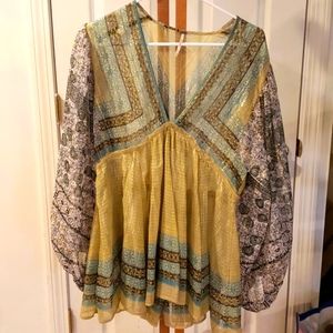 Free people balloon sleeves blouse